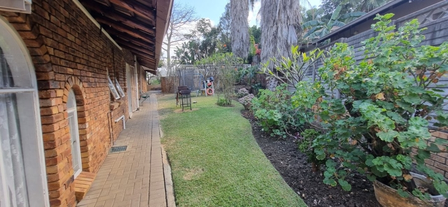 5 Bedroom Property for Sale in Elandsrand North West